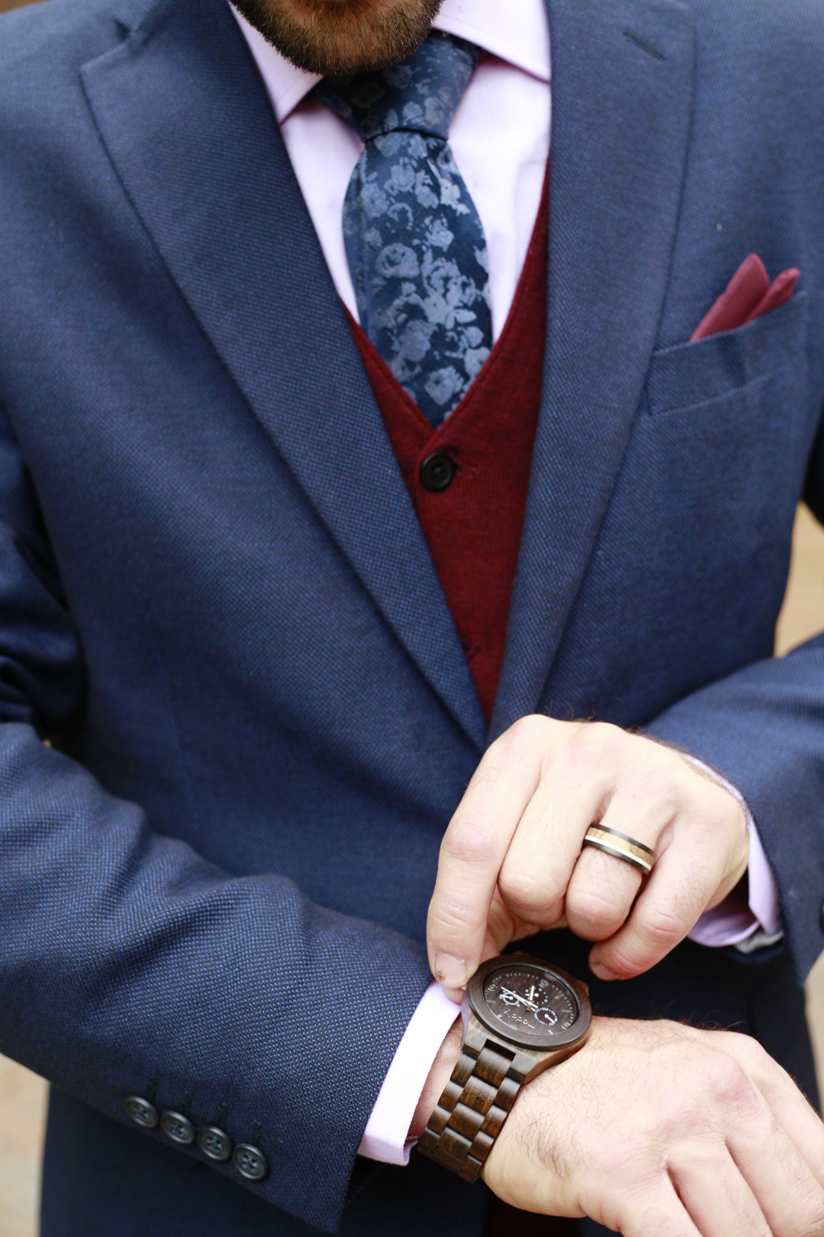 Harvard Groomsman Package w/Engraved Wood Gift Boxes